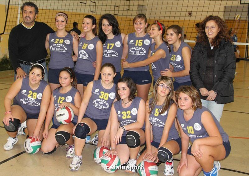 111116 volley 018y_tn.jpg